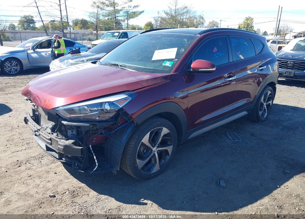 2018 HYUNDAI TUCSON VALUE VIN: KM8J3CA25JU644595