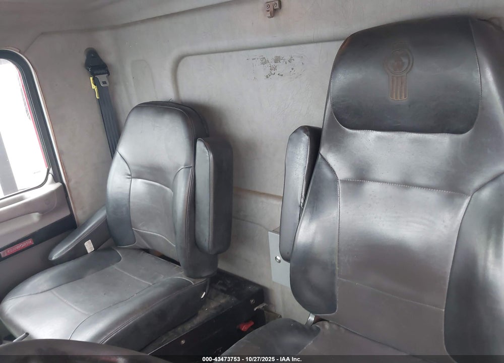 2012 KENWORTH CONSTRUCTION T370 VIN: 2NKHHM7X1CM308595