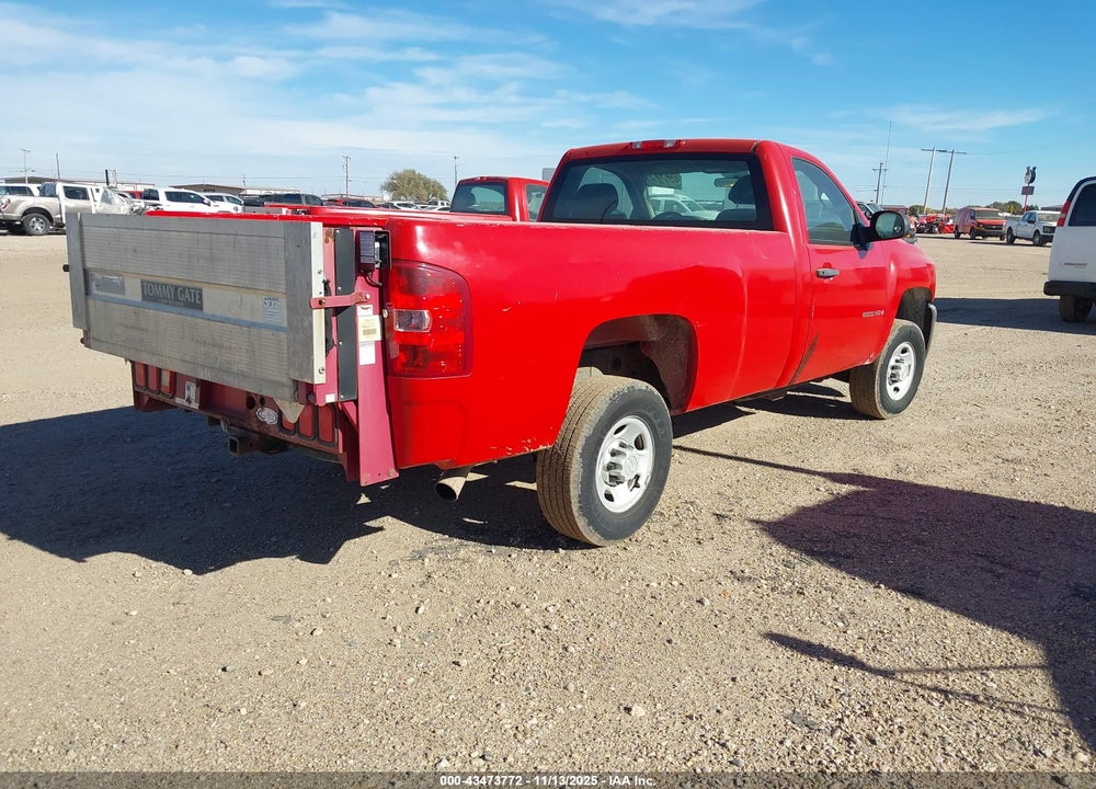 2009 CHEVROLET SILVERADO 2500HD WORK TRUCK VIN: 1GCHC44K59F159152