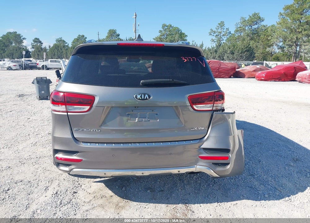 2016 KIA SORENTO 3.3L SX VIN: 5XYPK4A53GG185479