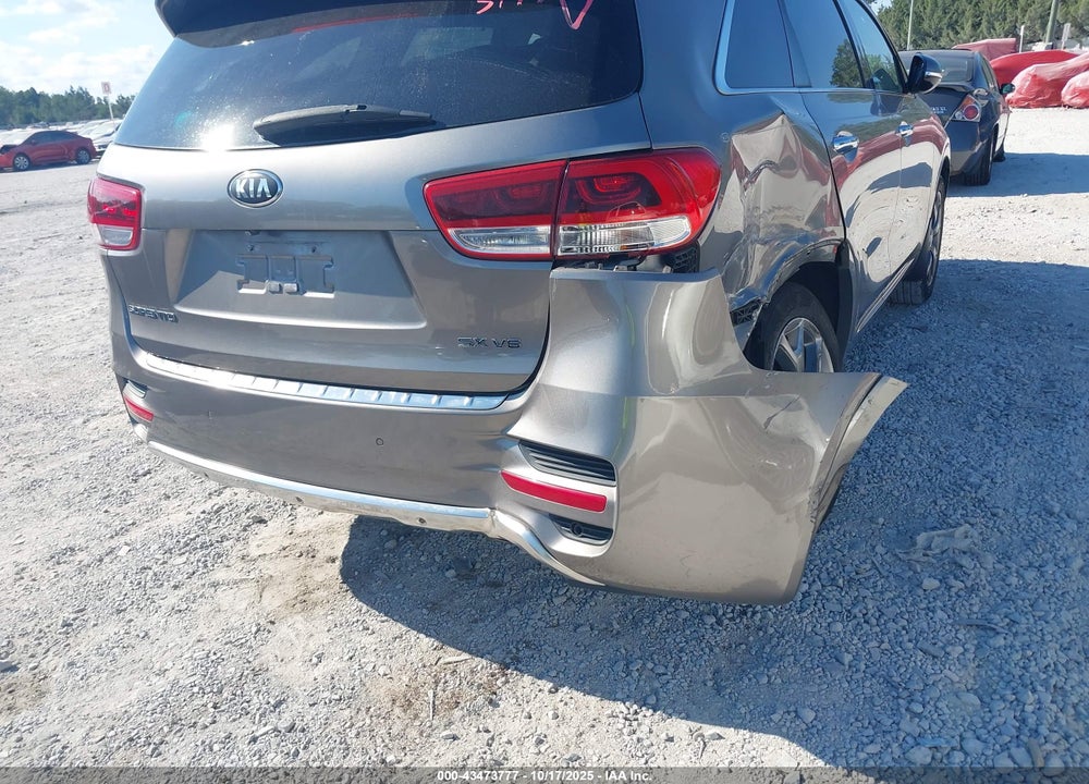 2016 KIA SORENTO 3.3L SX VIN: 5XYPK4A53GG185479