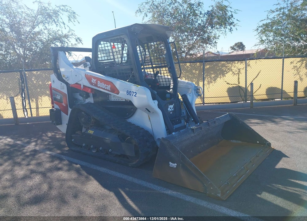 2024 BOBCAT COMPACT TRACK LOADER VIN: 00000000B4SB46114