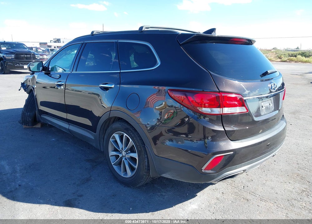 2017 HYUNDAI SANTA FE SE VIN: KM8SM4HF8HU246582
