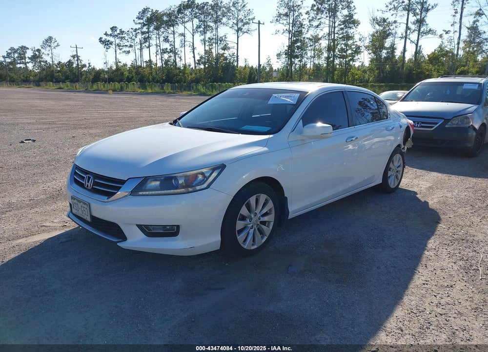 2013 HONDA ACCORD VIN: 1HGCR2F86DA202726
