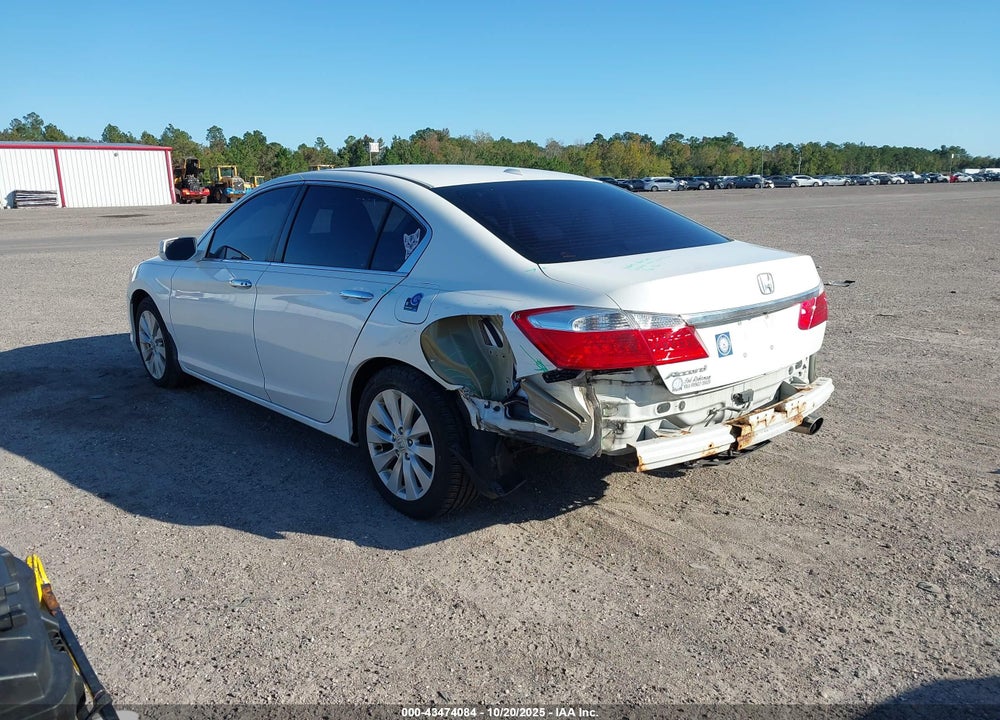 2013 HONDA ACCORD VIN: 1HGCR2F86DA202726