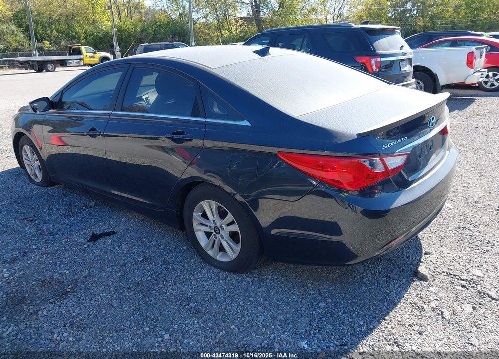 2013 HYUNDAI SONATA GLS VIN: 5NPEB4AC9DH714637