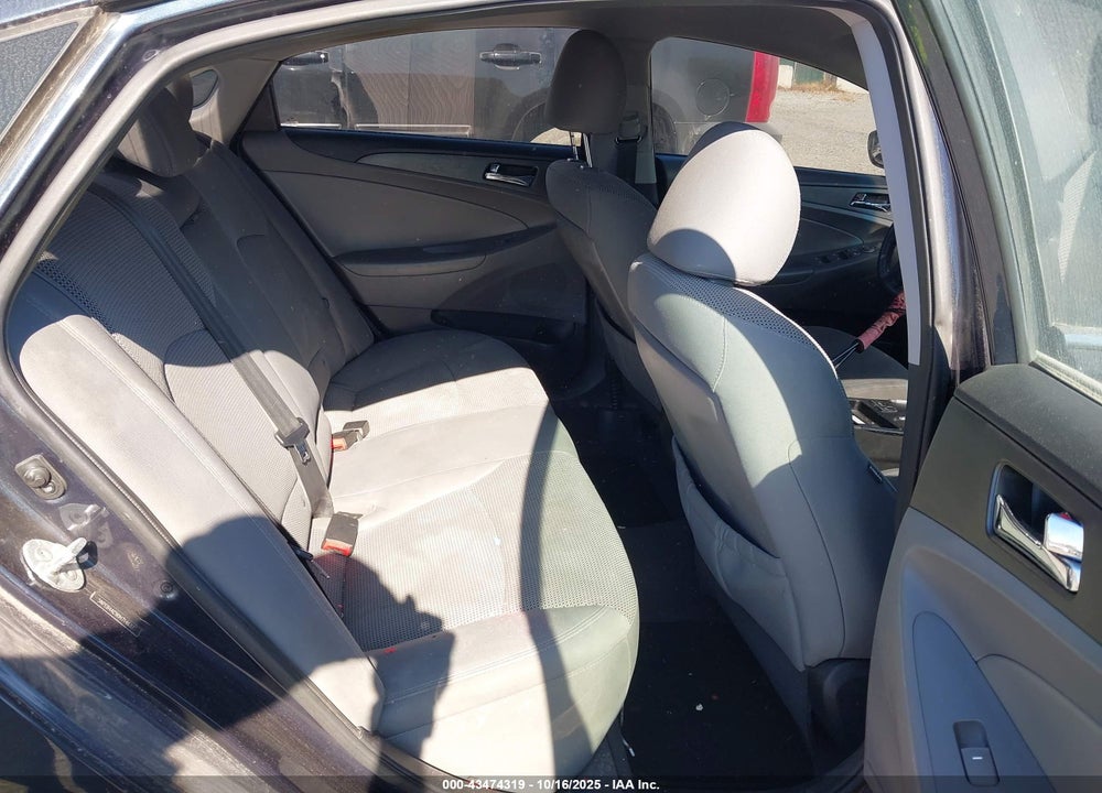 2013 HYUNDAI SONATA GLS VIN: 5NPEB4AC9DH714637