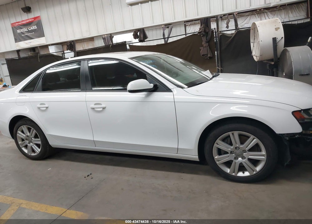 2011 AUDI A4 VIN: WAUAFAFL2BN036592