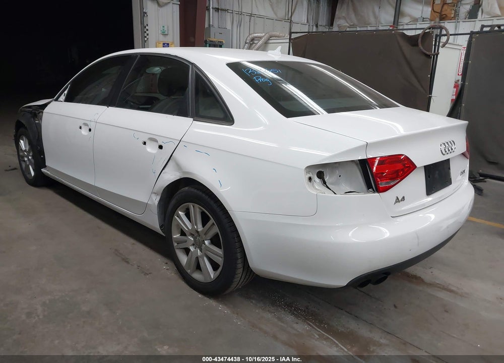 2011 AUDI A4 VIN: WAUAFAFL2BN036592