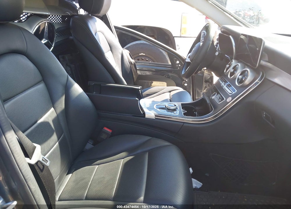 2019 MERCEDES-BENZ C 300 VIN: 55SWF8DB6KU308084