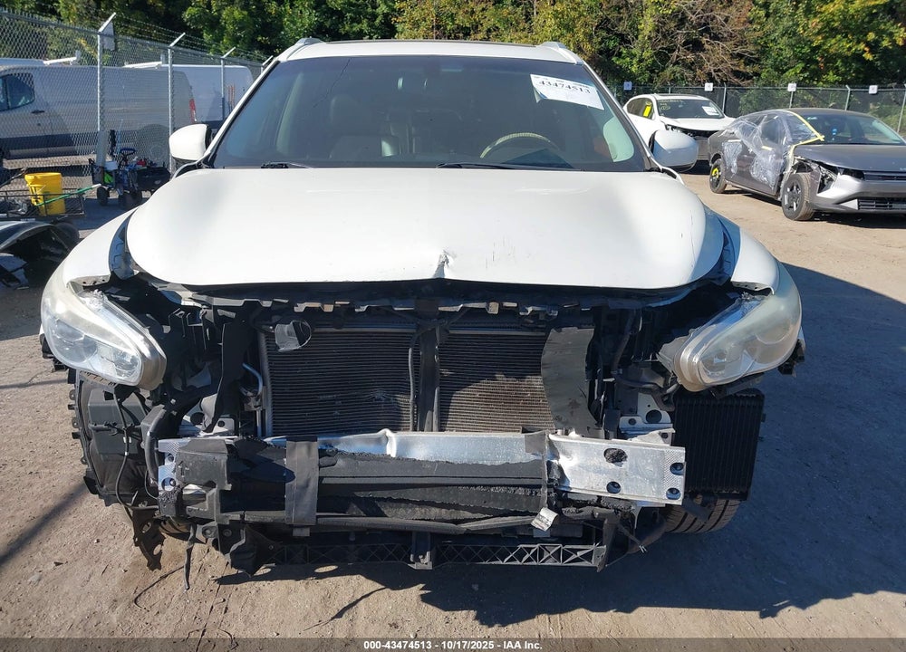 2015 INFINITI QX60 VIN: 5N1AL0MMXFC558210