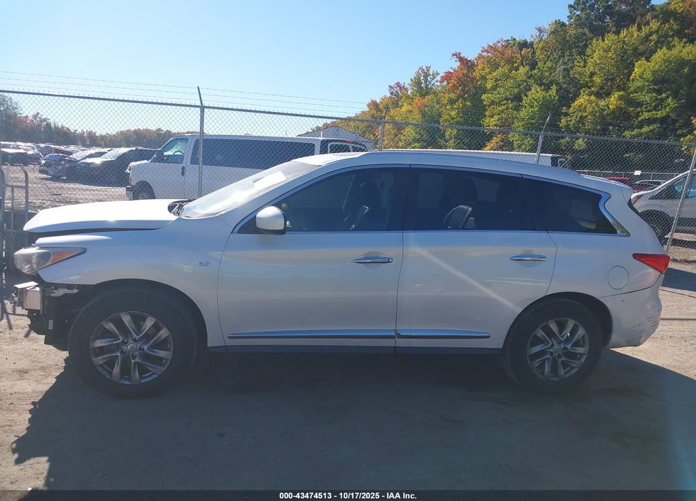 2015 INFINITI QX60 VIN: 5N1AL0MMXFC558210