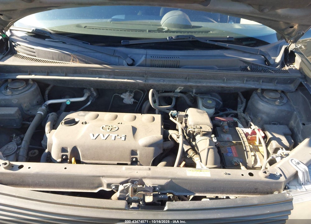 2004 SCION XB VIN: JTLKT324X40156784