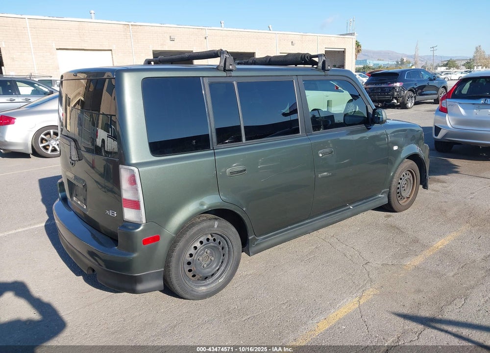 2004 SCION XB VIN: JTLKT324X40156784