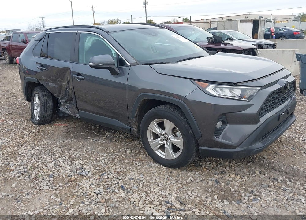 2021 TOYOTA RAV4 XLE VIN: 2T3P1RFV9MC175224