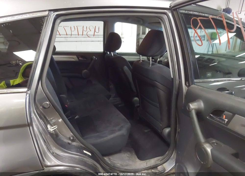 2011 HONDA CR-V SE VIN: JHLRE4H41BC028224