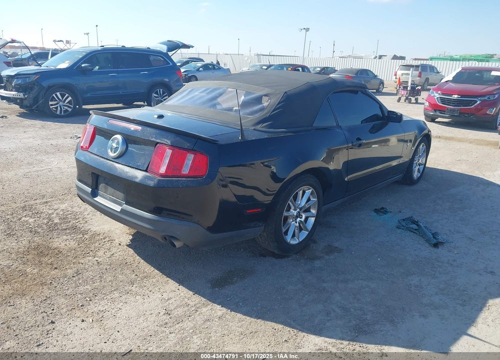 2011 FORD MUSTANG V6 PREMIUM VIN: 1ZVBP8EM9B5157303