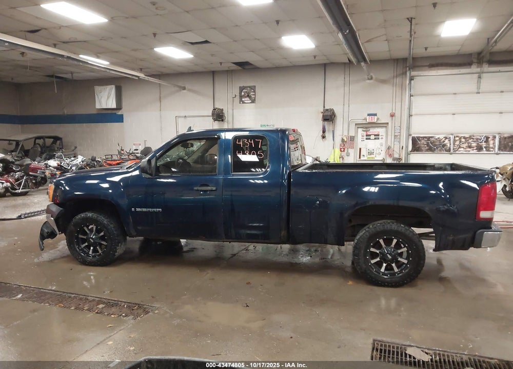 2008 GMC SIERRA 1500 WORK TRUCK VIN: 2GTEK19C481224729