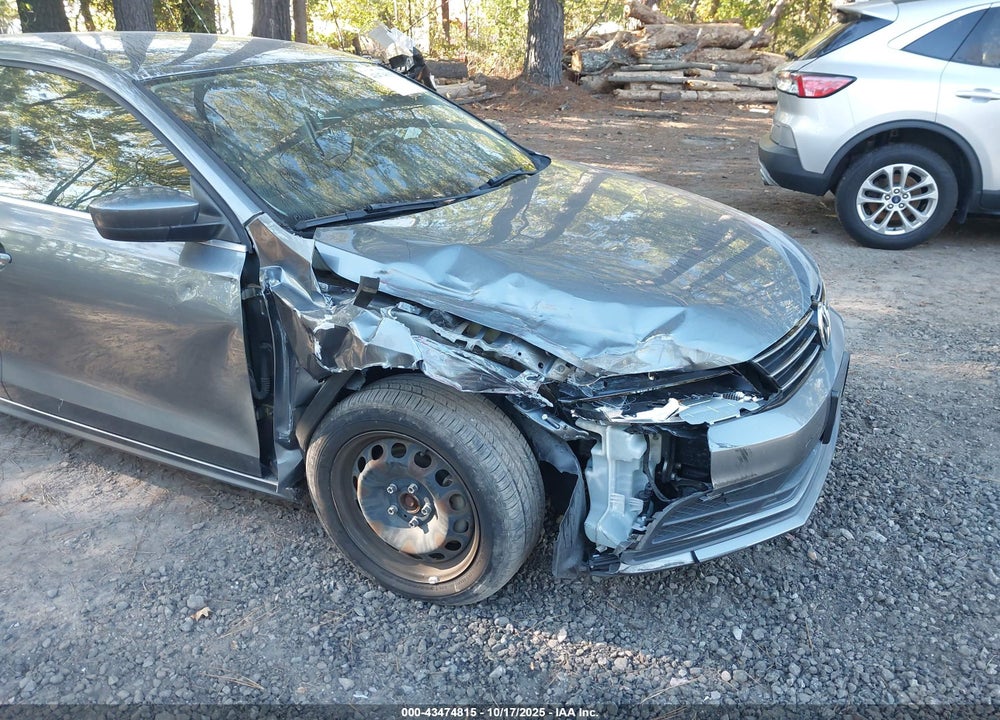 2017 VOLKSWAGEN JETTA 1.4T S VIN: 3VW2B7AJ1HM391765