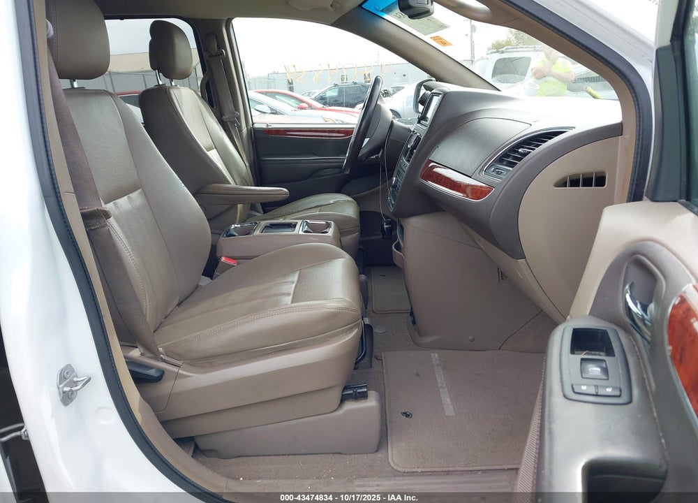 2015 CHRYSLER TOWN & COUNTRY TOURING VIN: 2C4RC1BG7FR755174