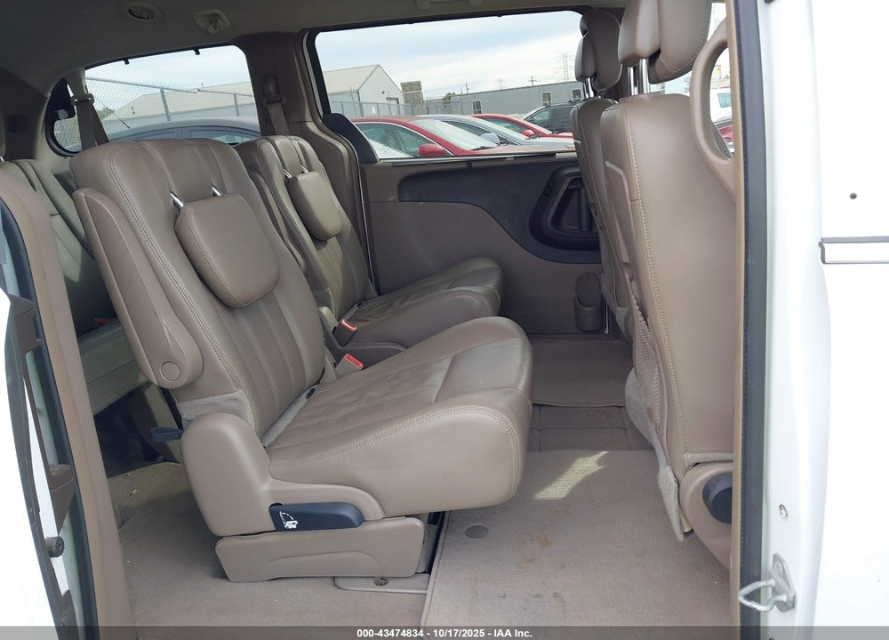 2015 CHRYSLER TOWN & COUNTRY TOURING VIN: 2C4RC1BG7FR755174