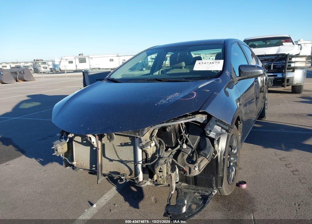 2015 TOYOTA COROLLA LE VIN: 5YFBURHE2FP302311