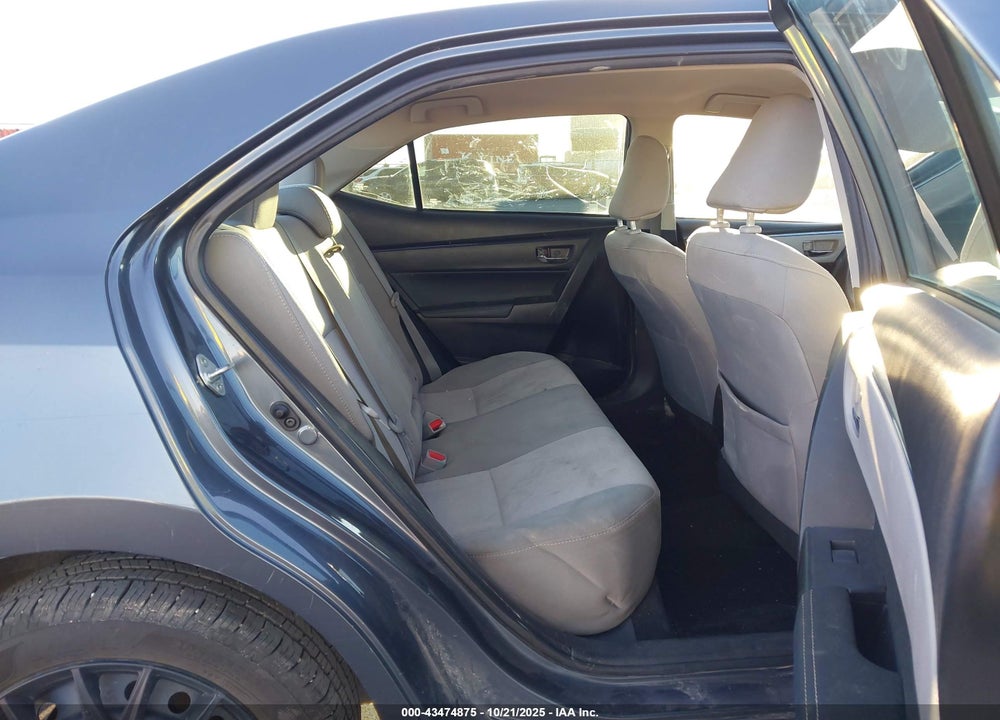2015 TOYOTA COROLLA LE VIN: 5YFBURHE2FP302311