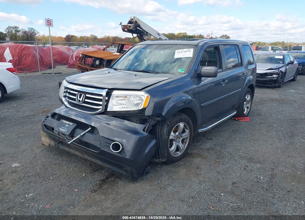 2012 HONDA PILOT VIN: 5FNYF4H75CB011303