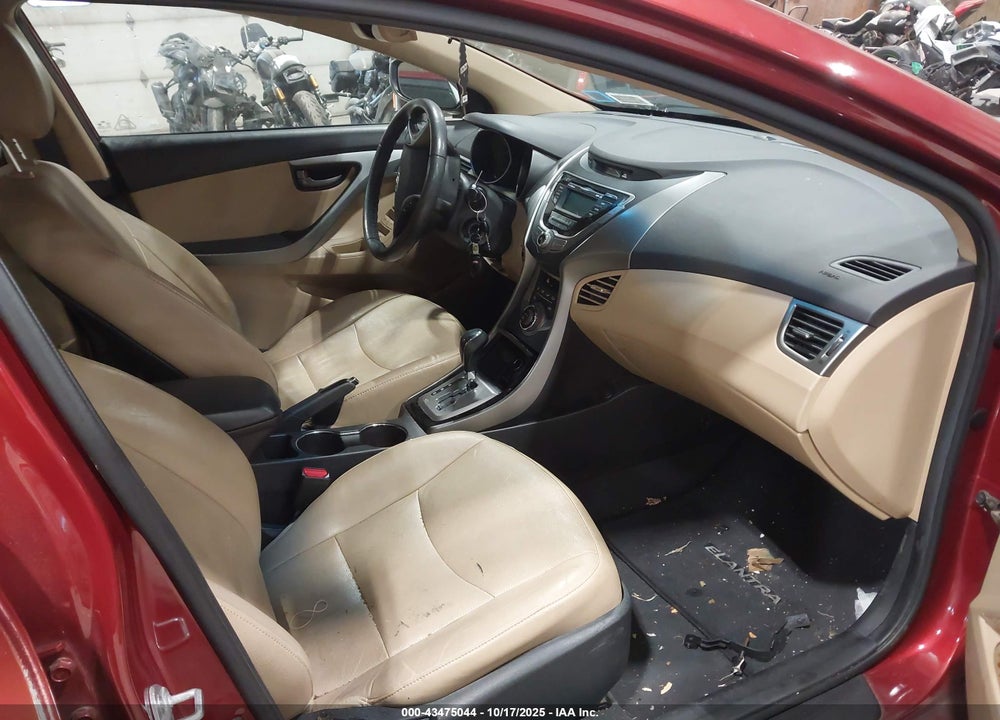 2013 HYUNDAI ELANTRA VIN: 5NPDH4AE5DH201364