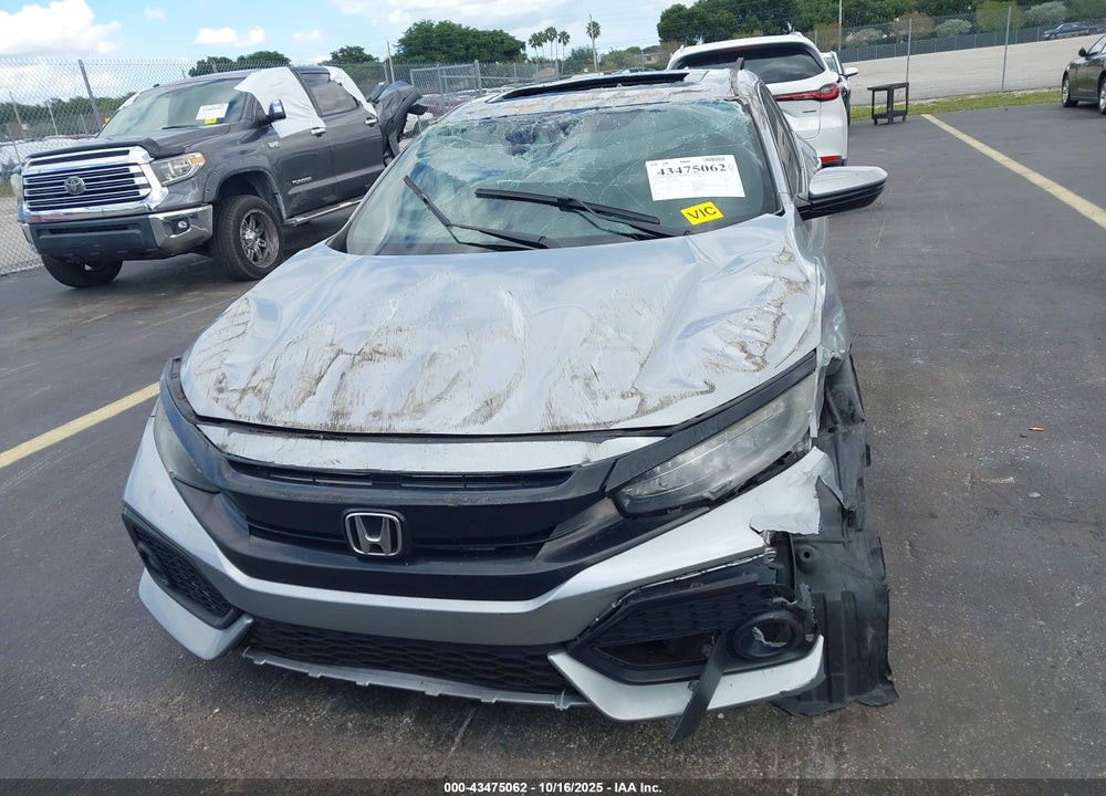2018 HONDA CIVIC SPORT TOURING VIN: SHHFK7H92JU202369