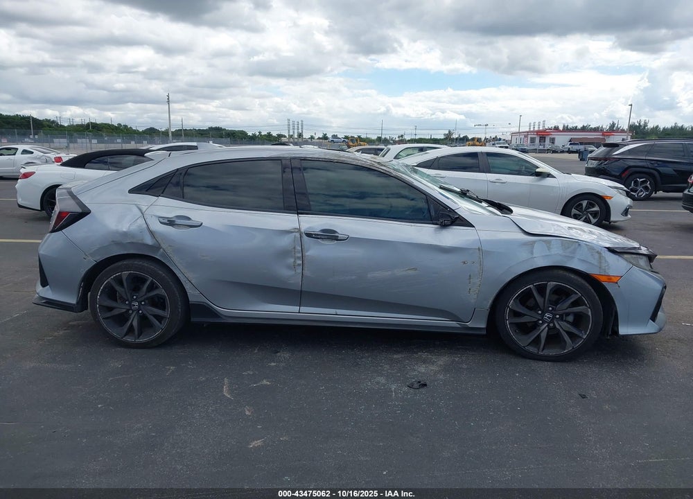 2018 HONDA CIVIC SPORT TOURING VIN: SHHFK7H92JU202369