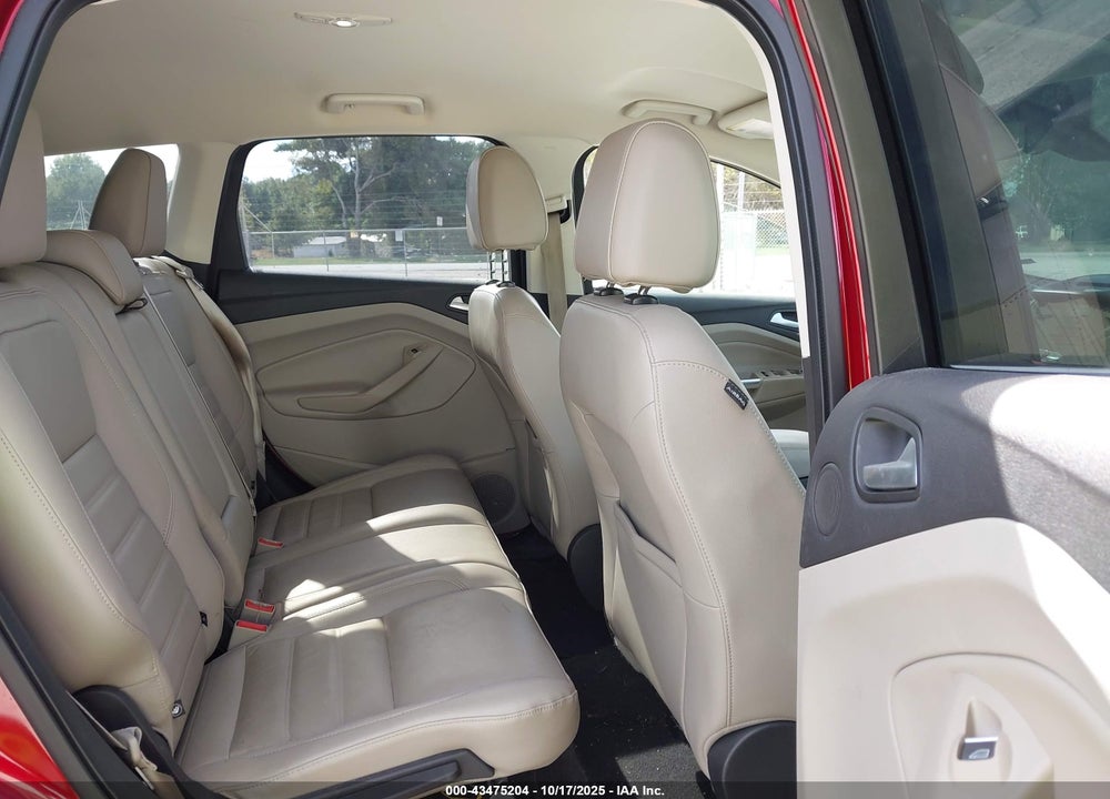2017 FORD ESCAPE VIN: 1FMCU0JD4HUC39683