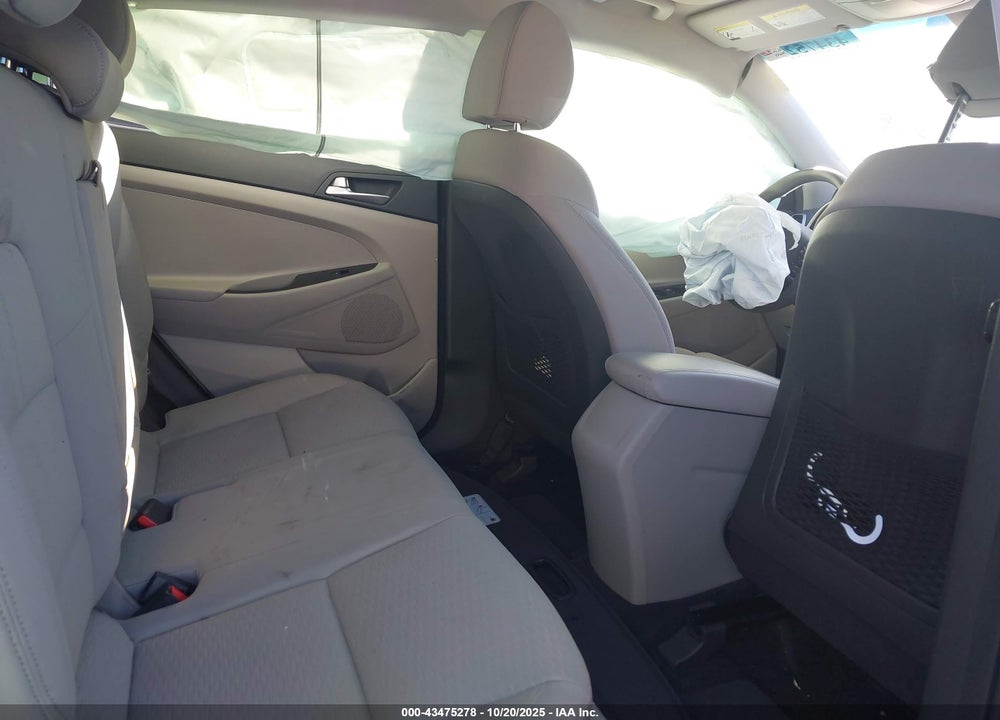 2020 HYUNDAI TUCSON SE VIN: KM8J23A41LU150855