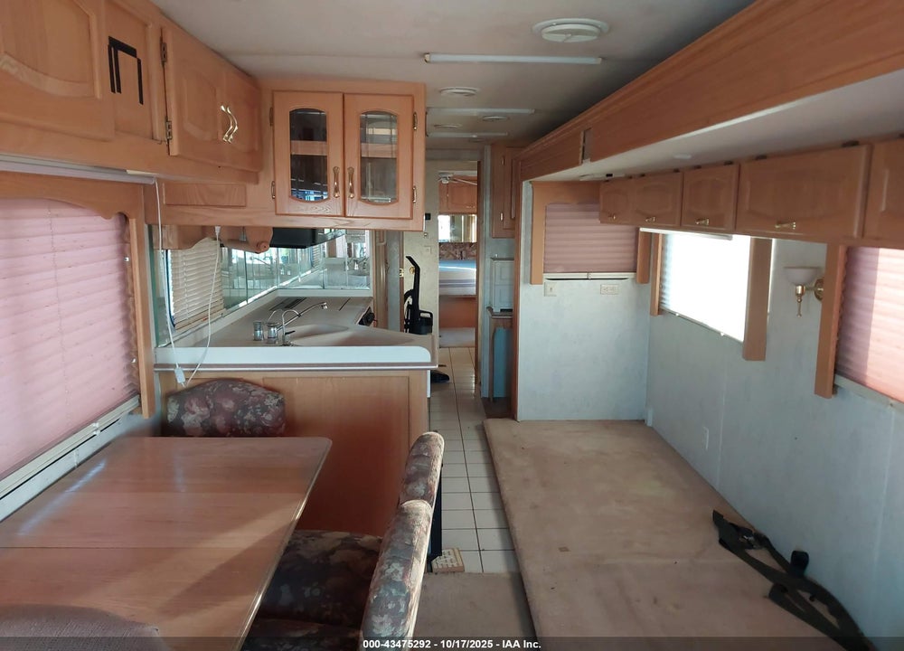 1999 SPARTAN MOTORS MOTORHOME VIN: 4VZBN8192XC031344