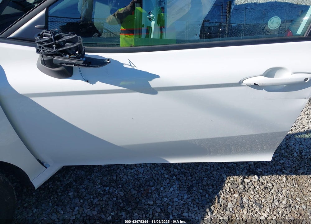 2025 TOYOTA CAMRY LE VIN: 4T1DAACK0SU553725