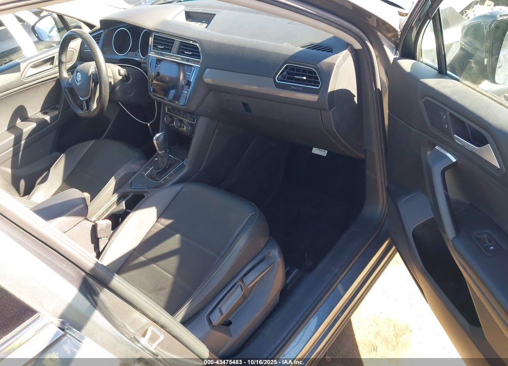 2019 VOLKSWAGEN TIGUAN 2.0T SE/2.0T SEL/2.0T SEL R-LINE/2.0T SEL R-LINE BLACK VIN: 3VV3B7AX2KM122422