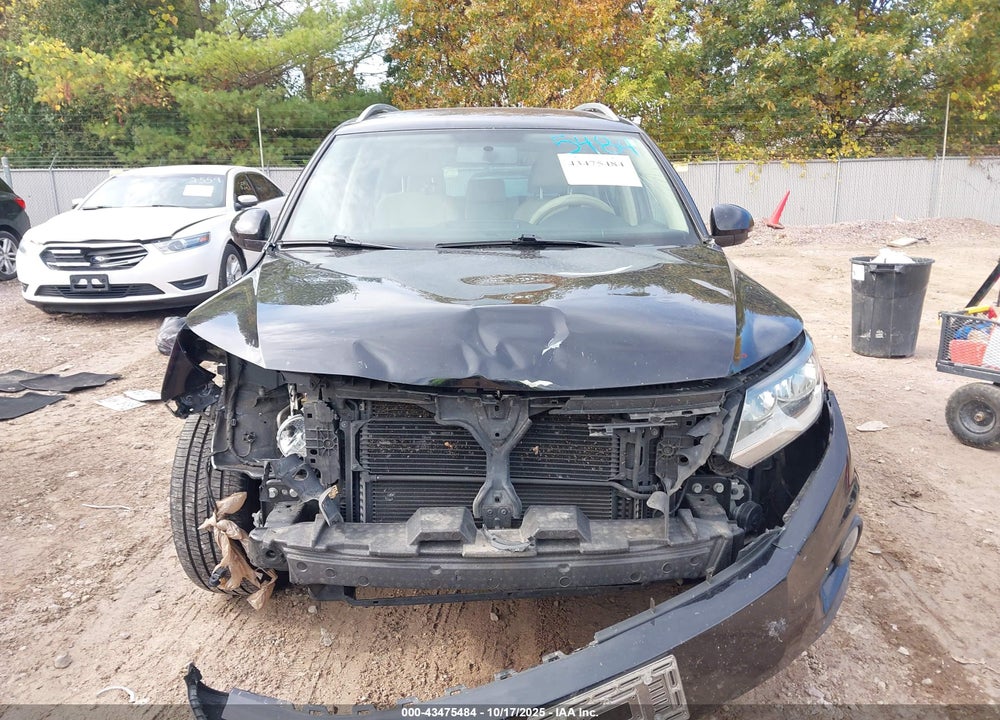 2013 VOLKSWAGEN TIGUAN SE VIN: WVGBV3AX3DW581578