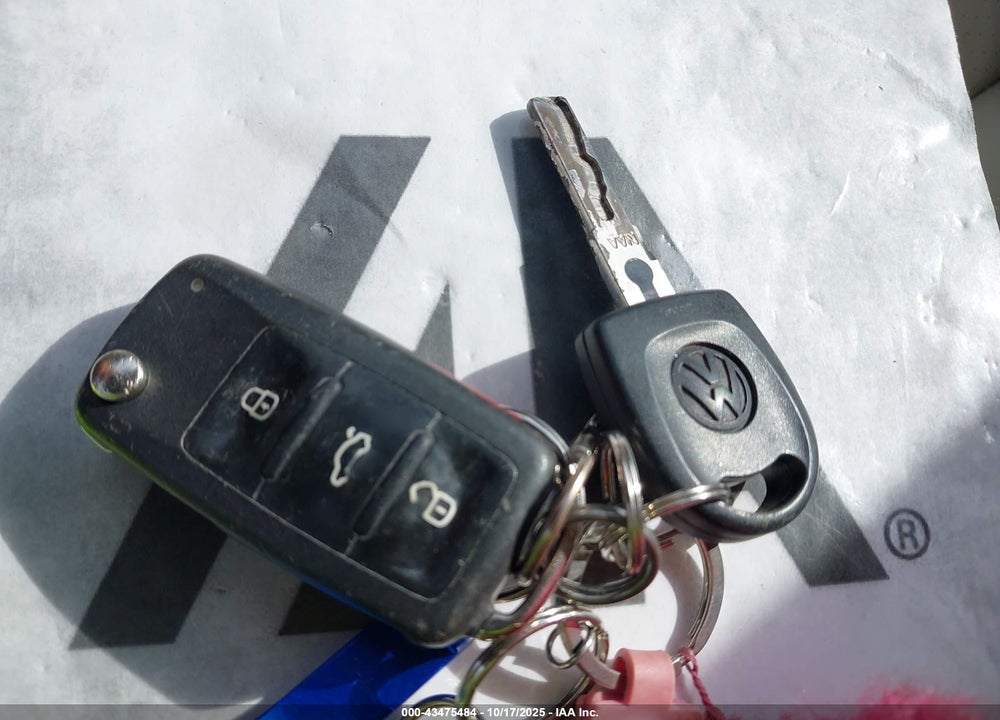 2013 VOLKSWAGEN TIGUAN SE VIN: WVGBV3AX3DW581578
