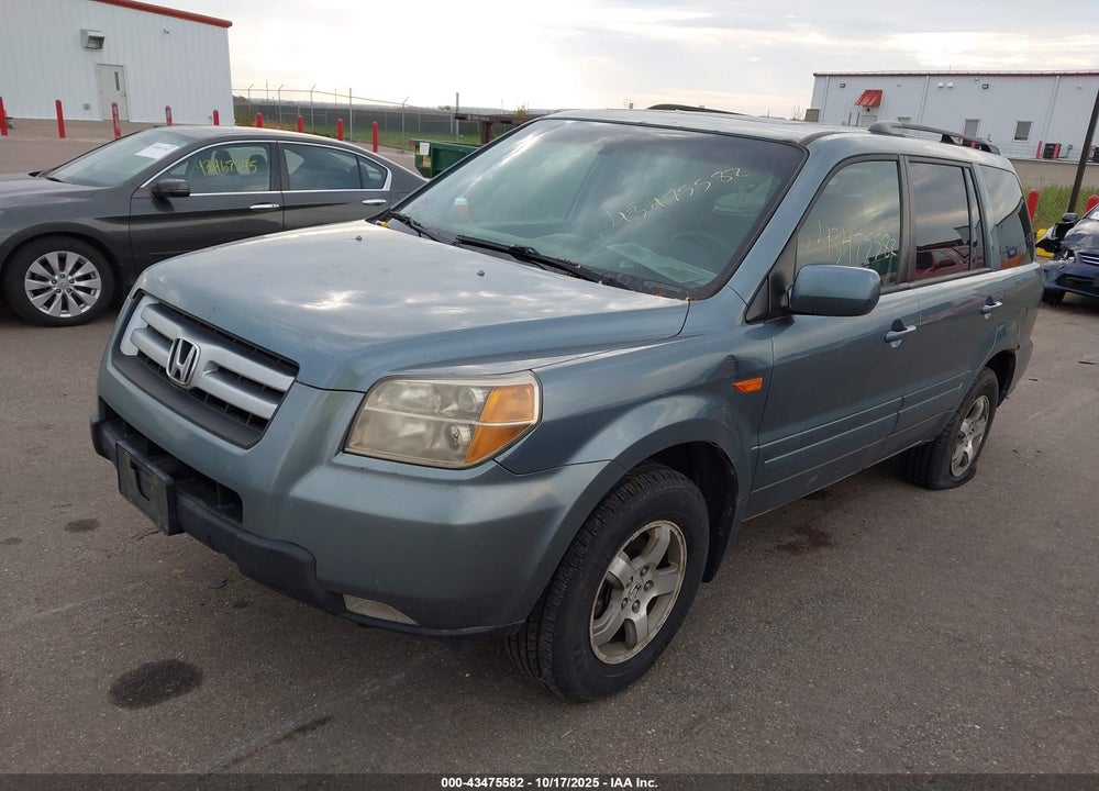 2006 HONDA PILOT EX VIN: 2HKYF185X6H538143