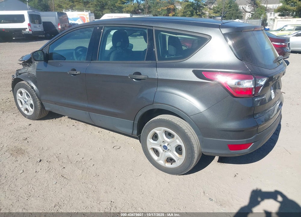 2018 FORD ESCAPE S VIN: 1FMCU0F75JUC84351