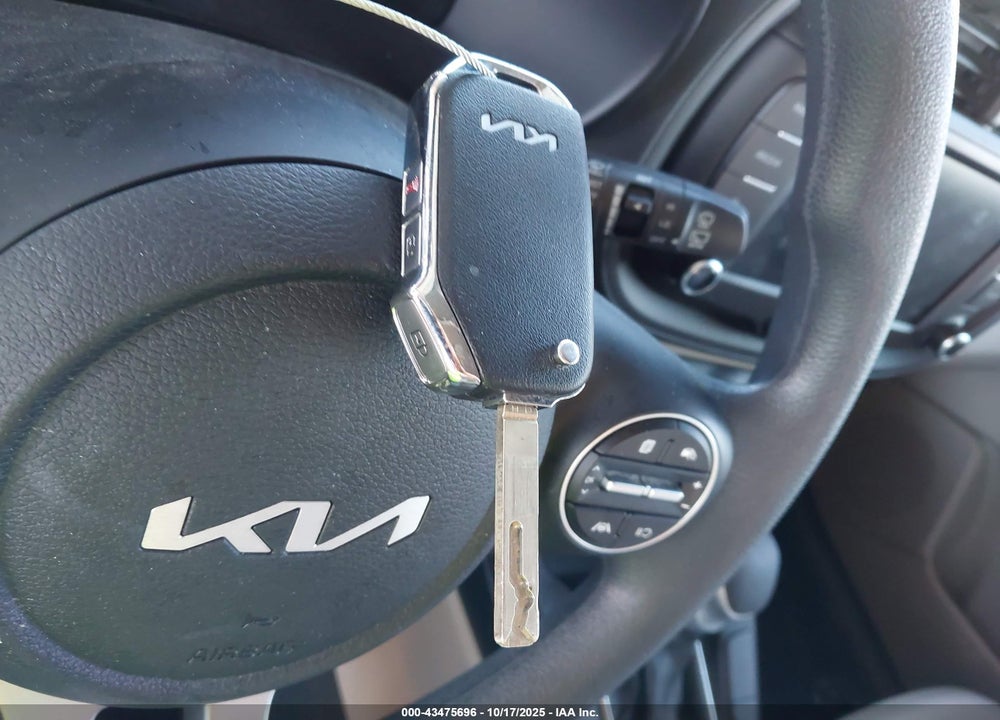 2023 KIA SOUL VIN: KNDJ23AU6P7869544
