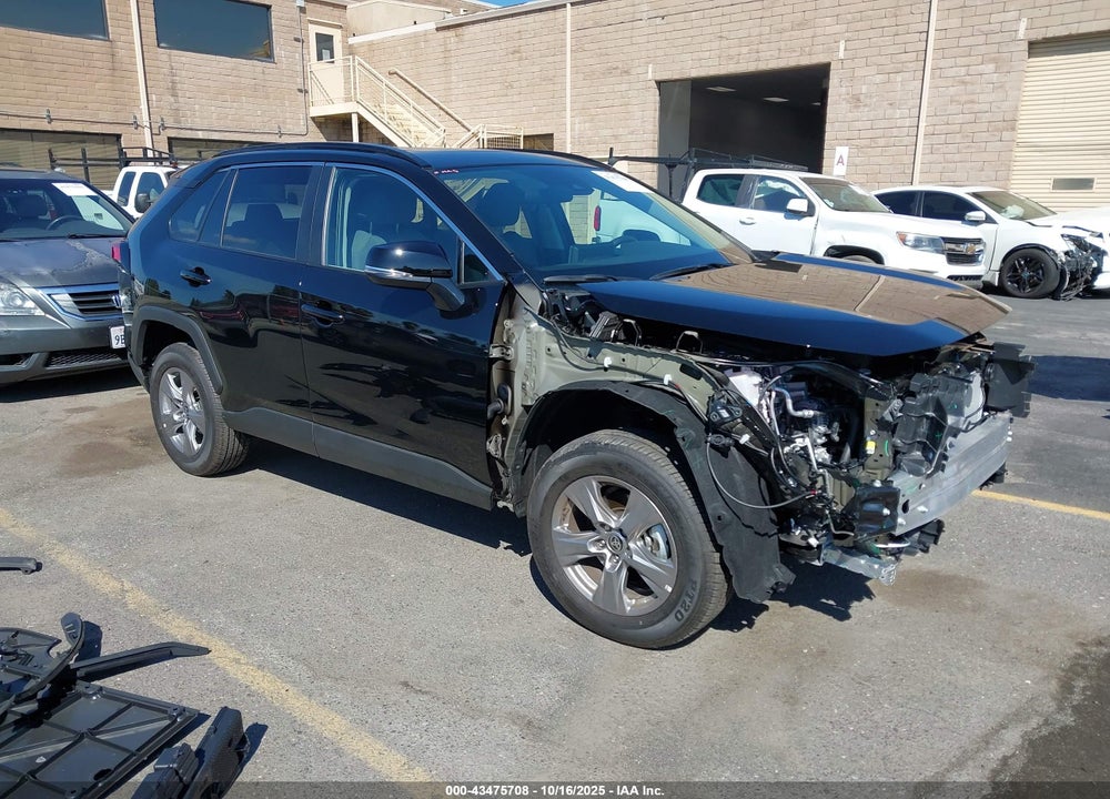 2025 TOYOTA RAV4 XLE VIN: 2T3P1RFV7SC550945