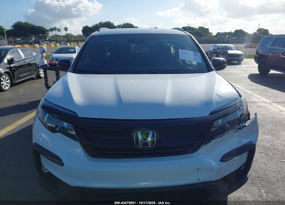 2022 HONDA PILOT VIN: 5FNYF5H39NB034735