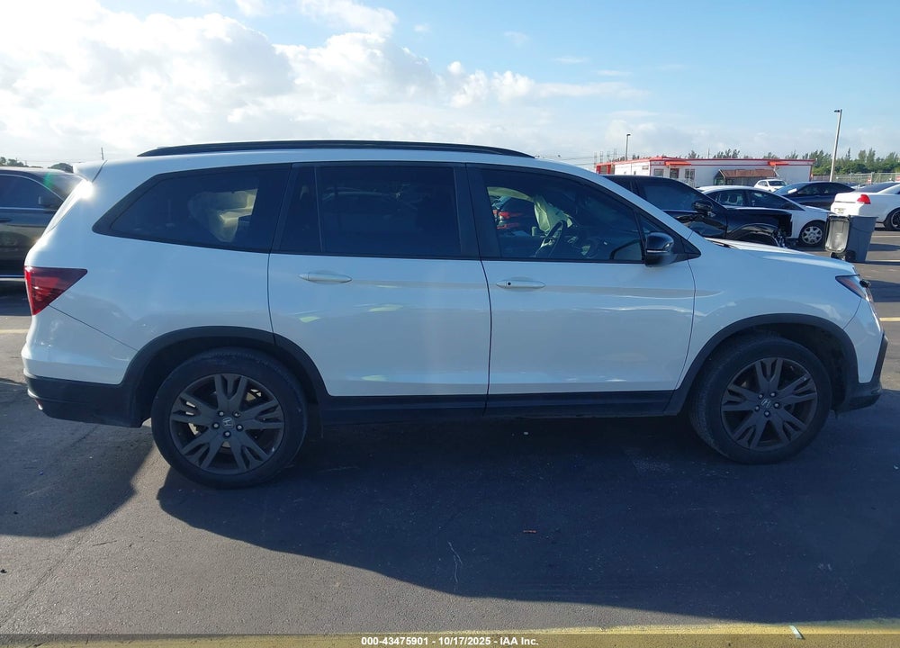 2022 HONDA PILOT VIN: 5FNYF5H39NB034735