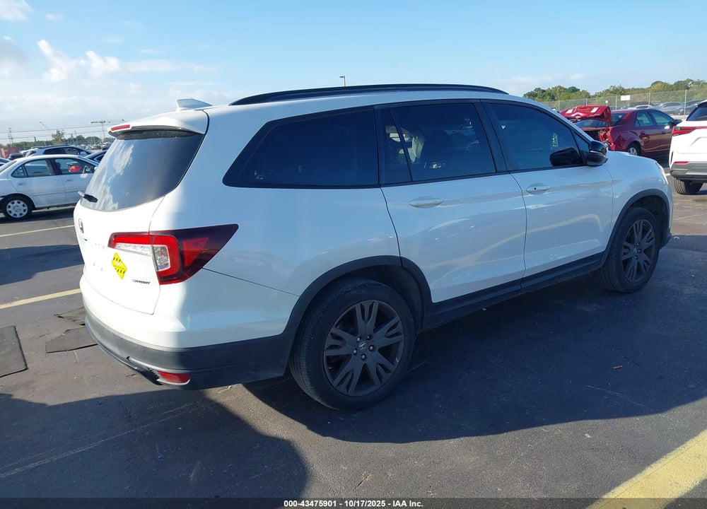 2022 HONDA PILOT VIN: 5FNYF5H39NB034735