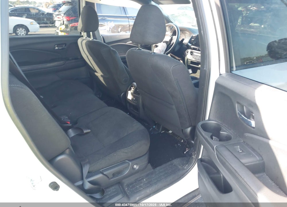 2022 HONDA PILOT VIN: 5FNYF5H39NB034735