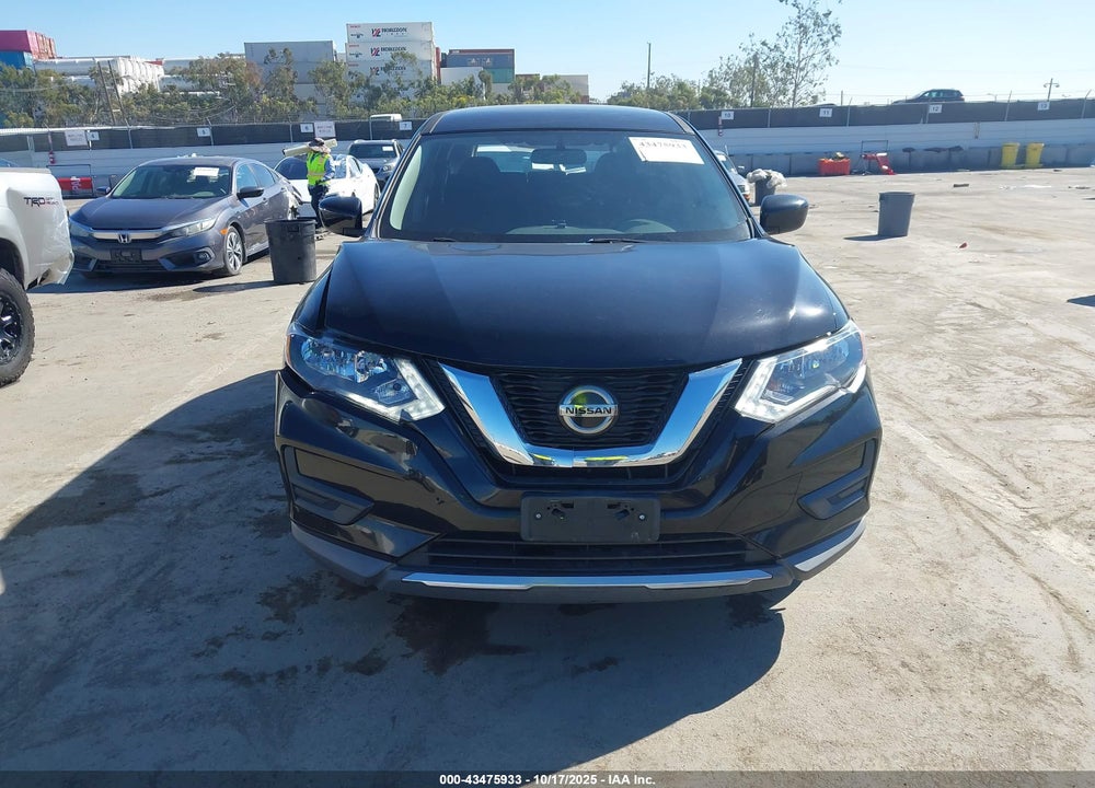 2018 NISSAN ROGUE S VIN: KNMAT2MT3JP594944