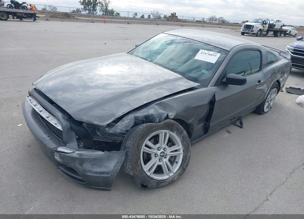 2014 FORD MUSTANG V6 VIN: 1ZVBP8AM3E5250098