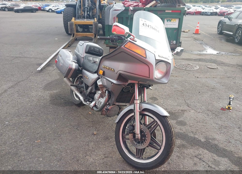 1982 HONDA GL500 I VIN: JH2PC0217CM108454