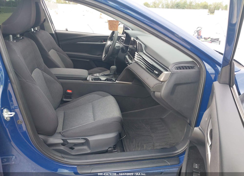 2025 TOYOTA CAMRY LE VIN: 4T1DAACK0SU037462